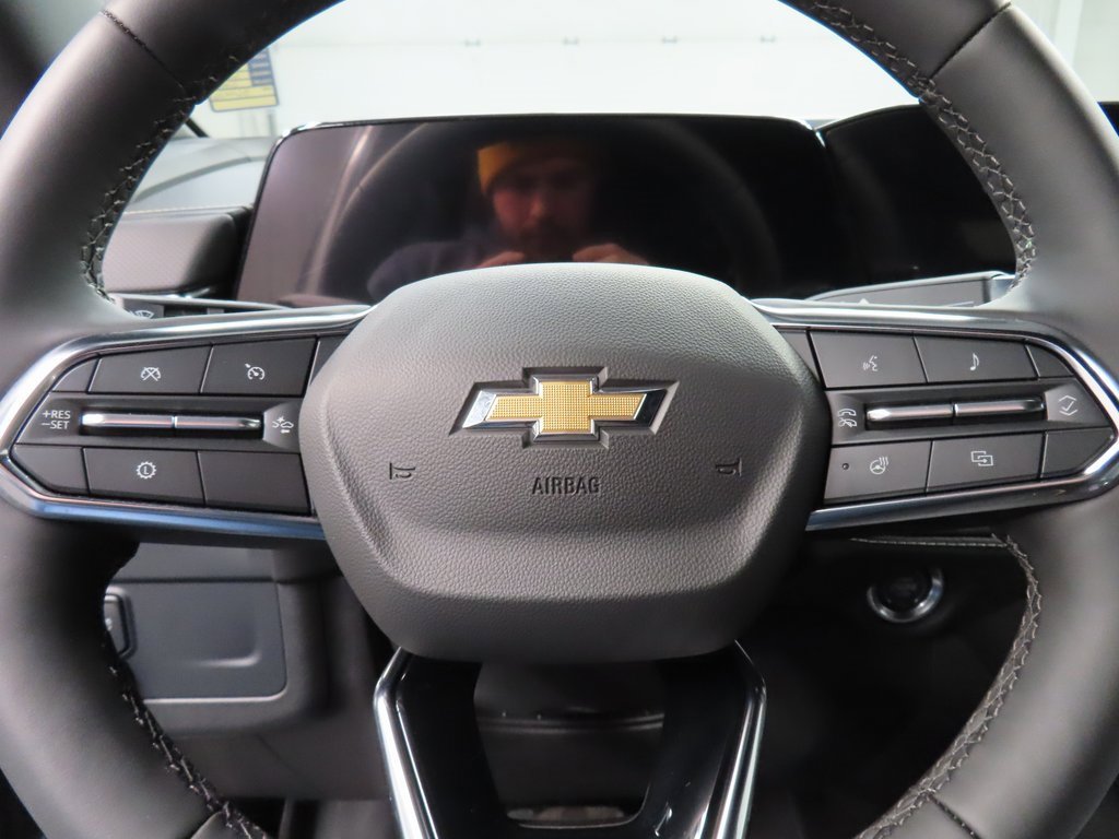 Used 2025 Chevrolet Suburban Premier image 57