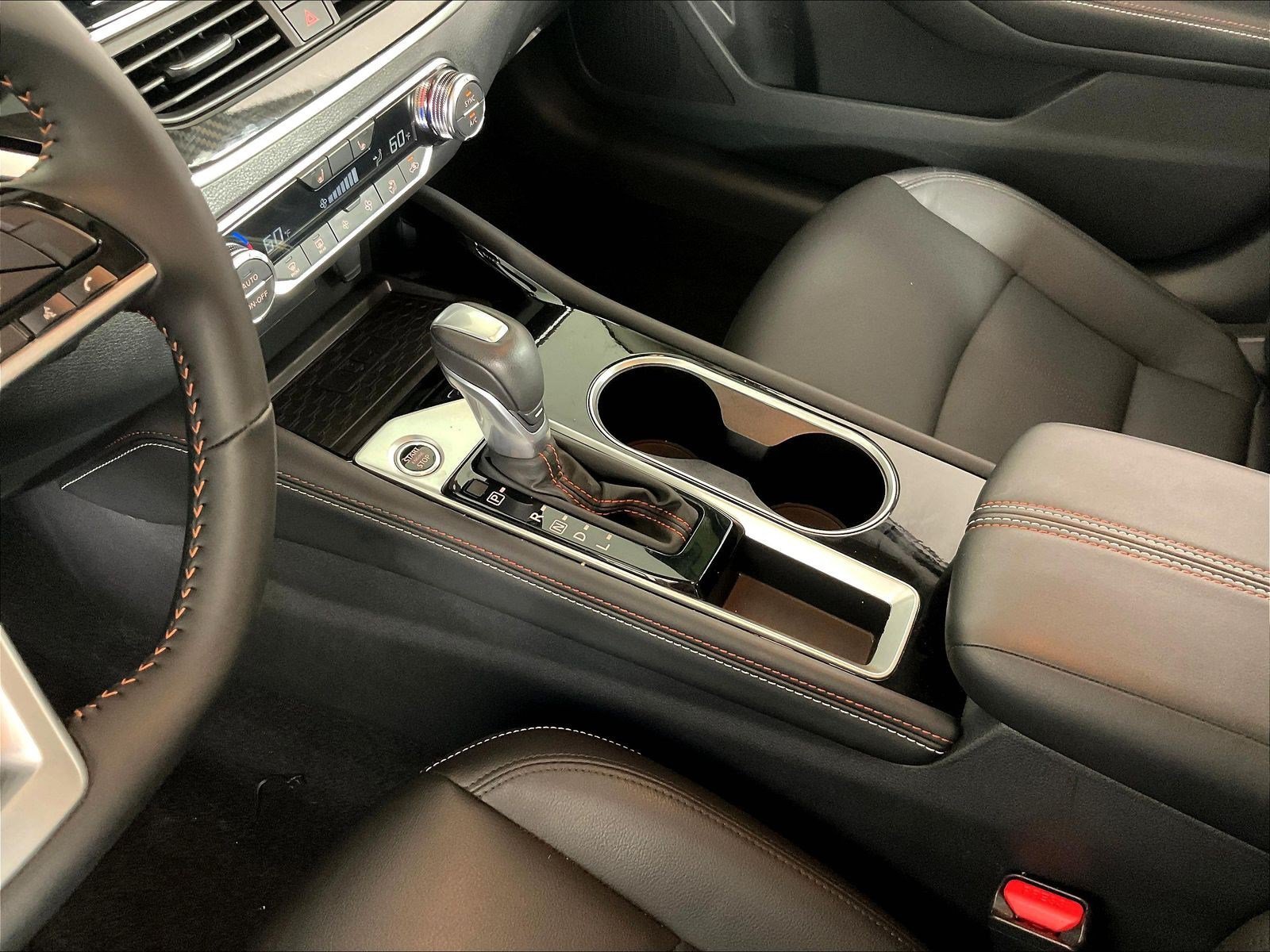 Certified 2025 Nissan Altima 2.5 SR w/ SR Premium Package FWD image 18