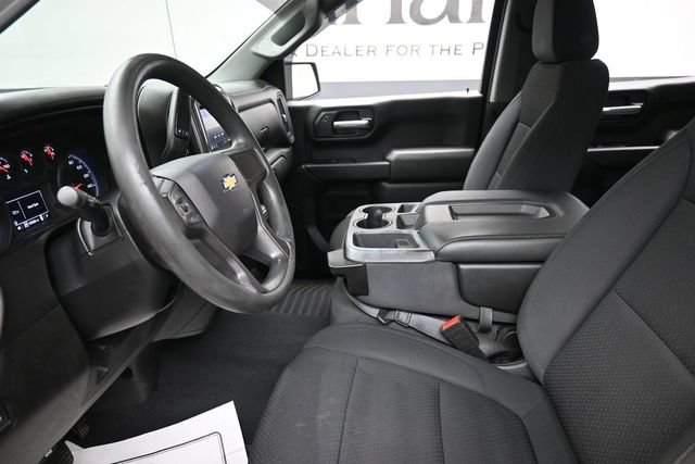 Used 2020 Chevrolet Silverado 1500 Custom w/ Custom Value Package AWD/4WD image 16