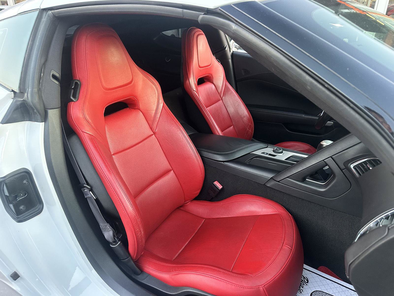 Used 2014 Chevrolet Corvette Stingray Coupe RWD image 15
