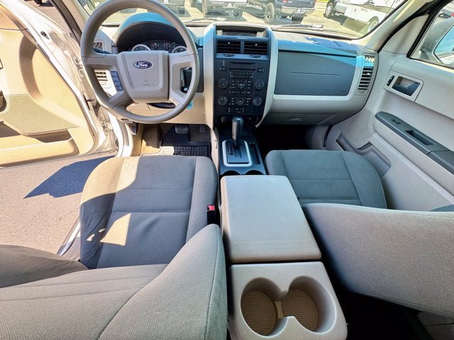 Used 2012 Ford Escape XLS FWD image 10