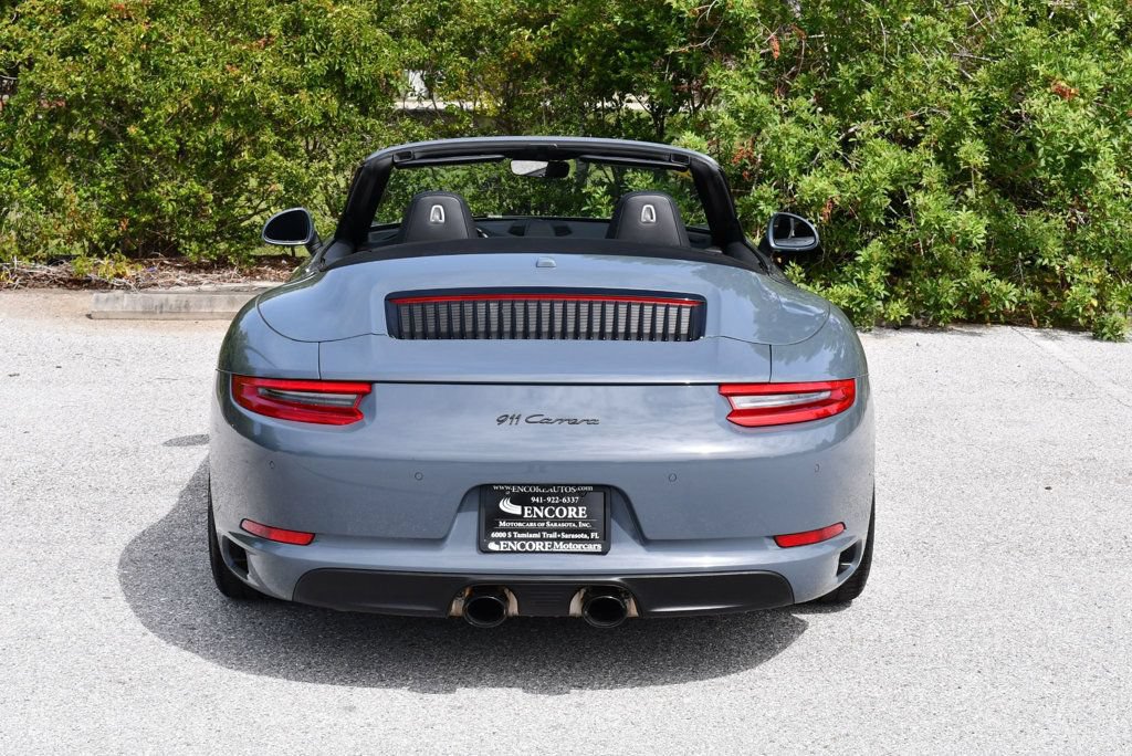 Used 2017 Porsche 911 Carrera image 5