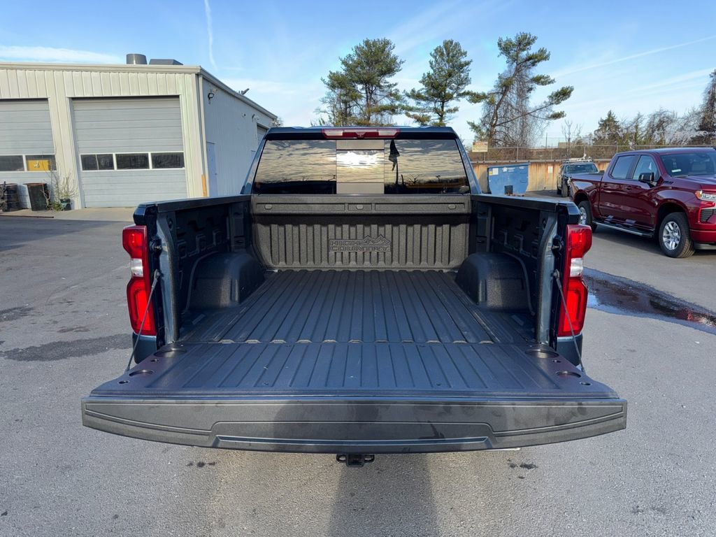 Used 2023 Chevrolet Silverado 1500 High Country w/ Z71 Off-Road Package image 23