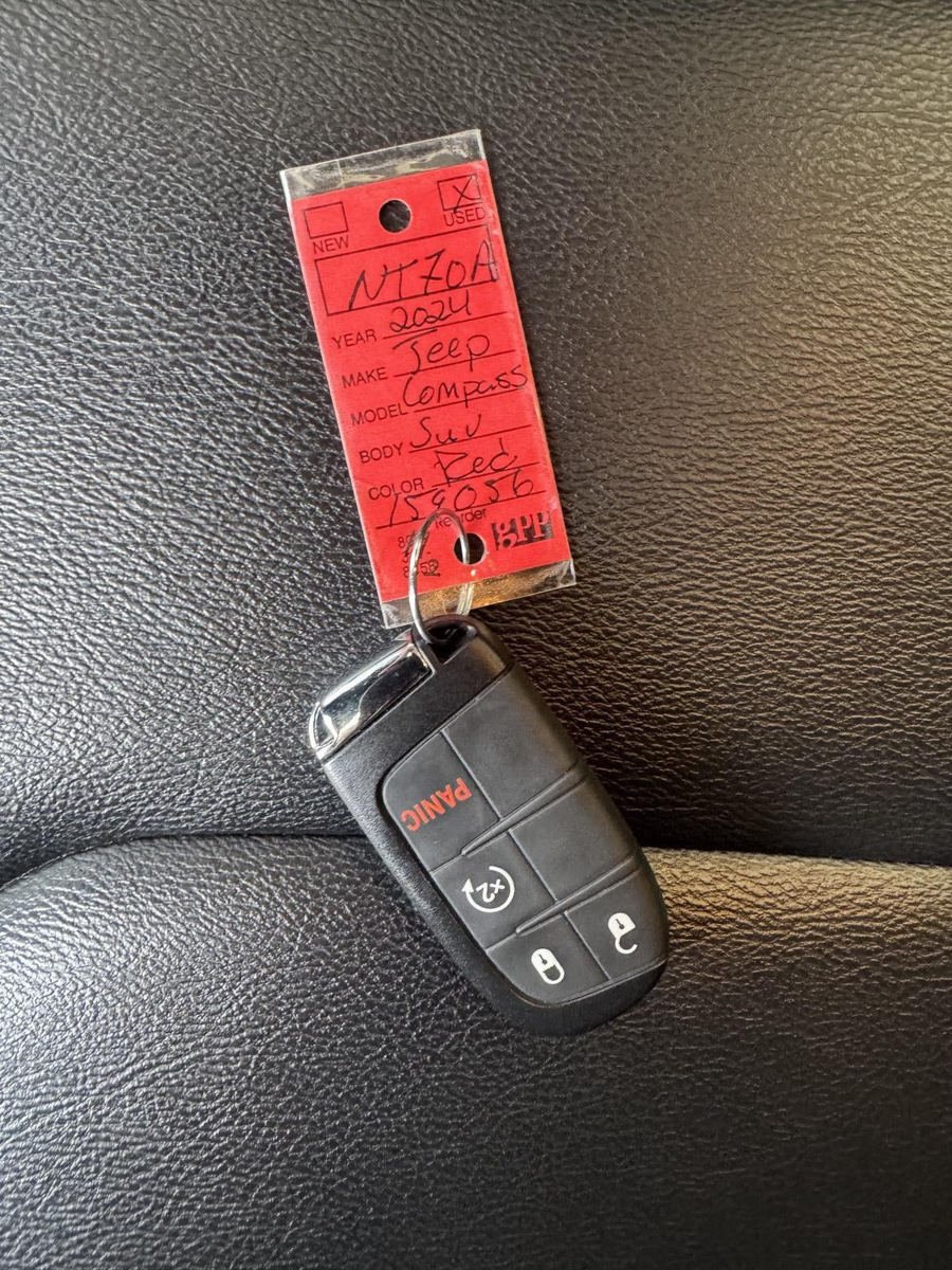 Used 2024 Jeep Compass Limited AWD/4WD image 35