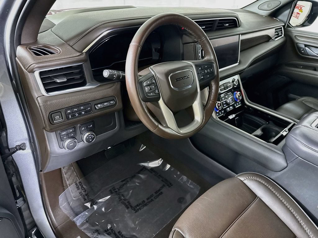 Used 2022 GMC Yukon Denali AWD/4WD image 19