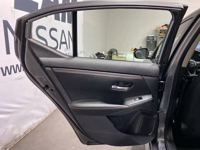 Certified 2024 Nissan Sentra SR image 23