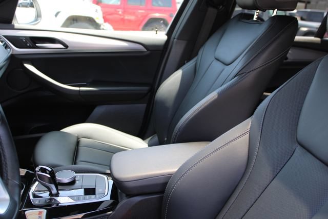 Used 2025 BMW X4 xDrive30i AWD/4WD image 34