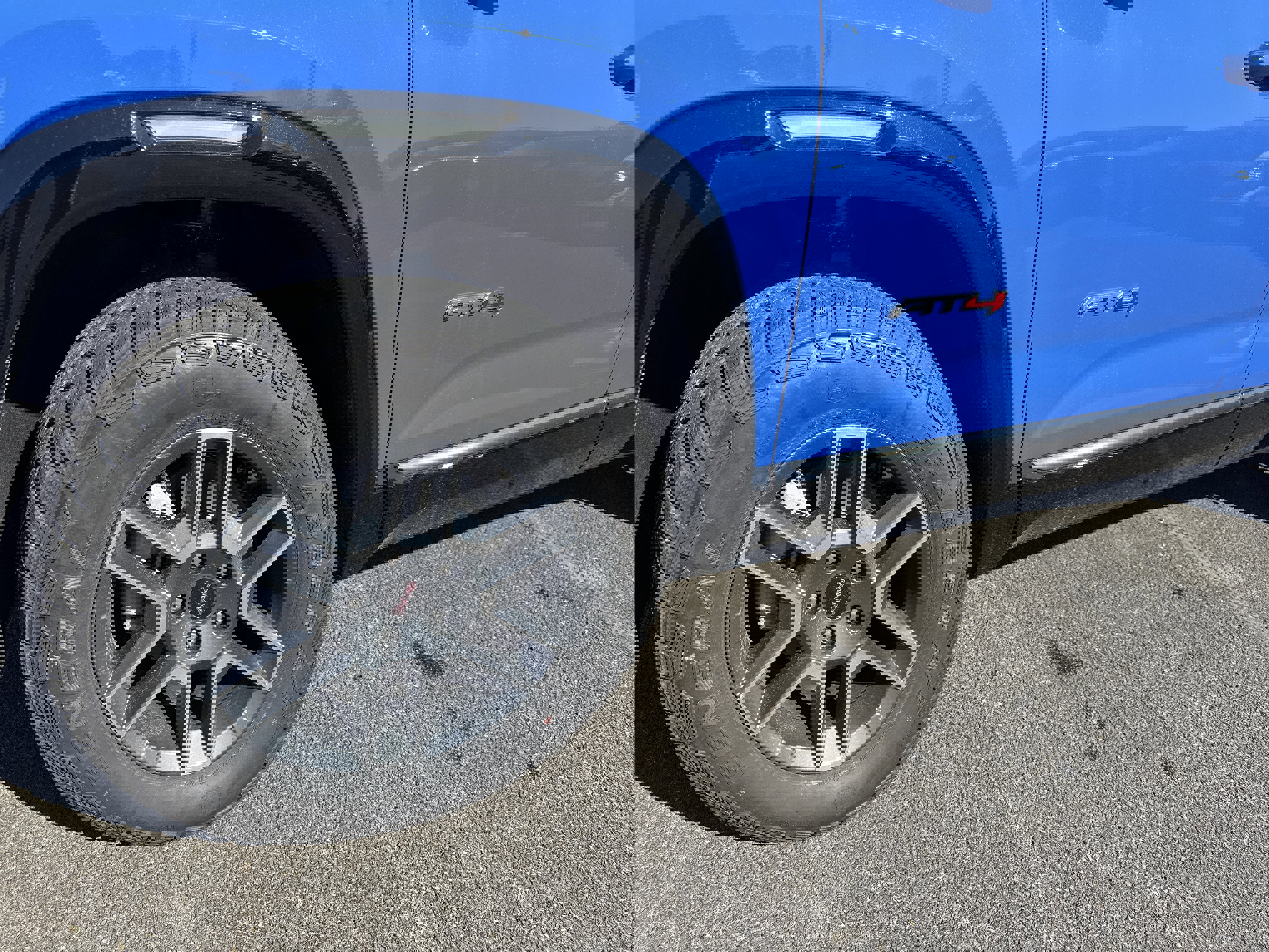 New 2026 GMC Terrain AT4 w/ Convenience Package III image 10