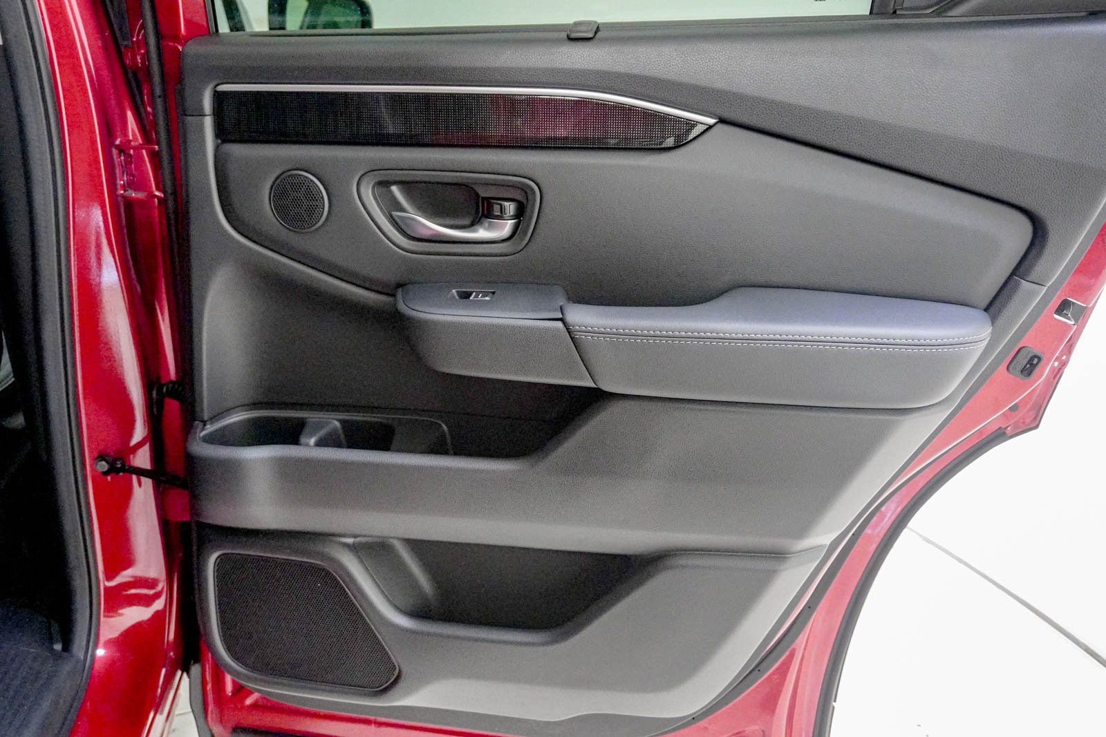 Certified 2025 Honda Pilot Elite image 35