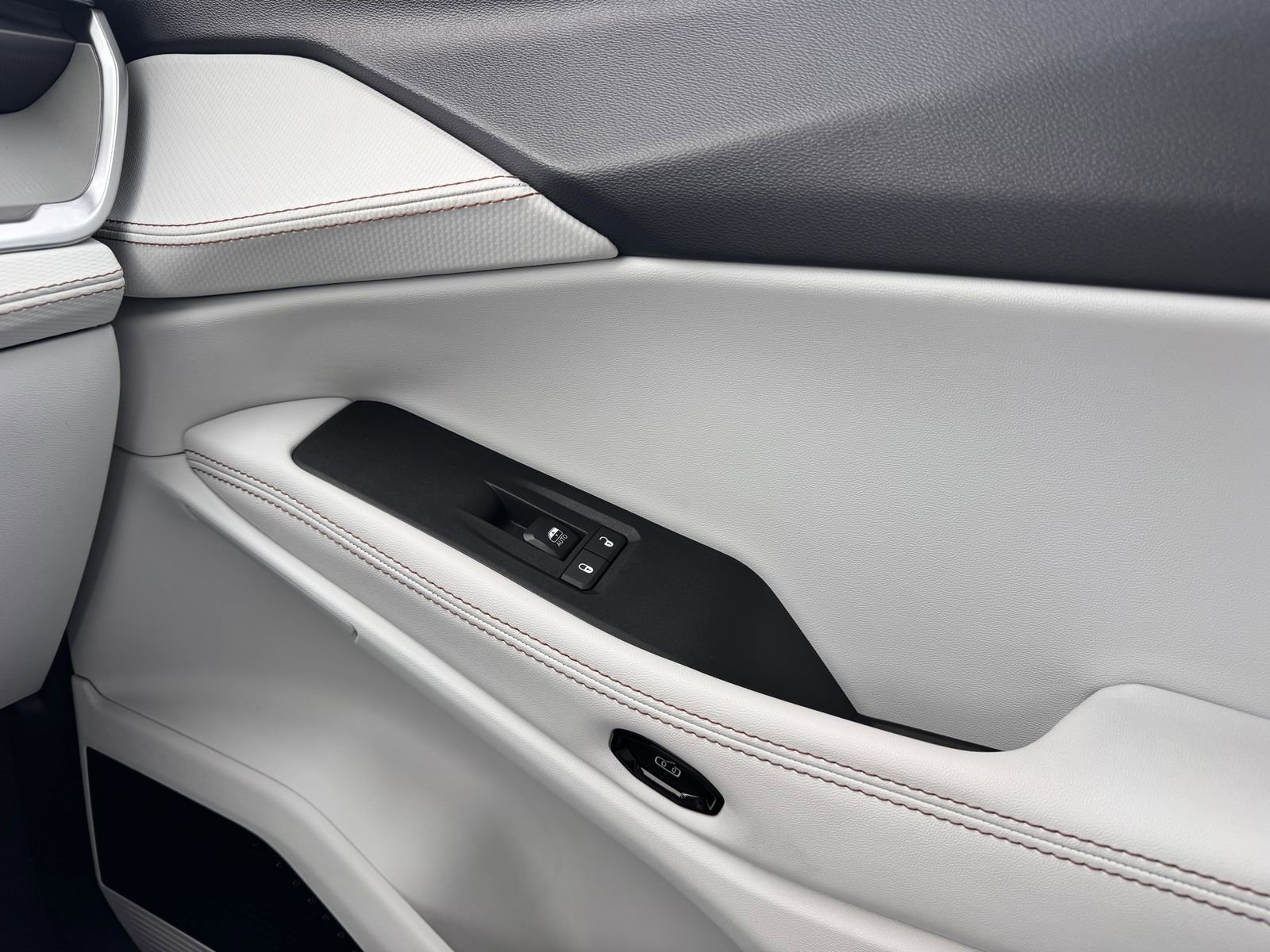 New 2026 Jeep Cherokee Limited image 22