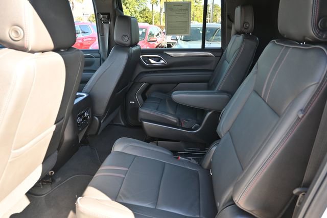 Used 2021 Chevrolet Suburban RST w/ Luxury Package image 25