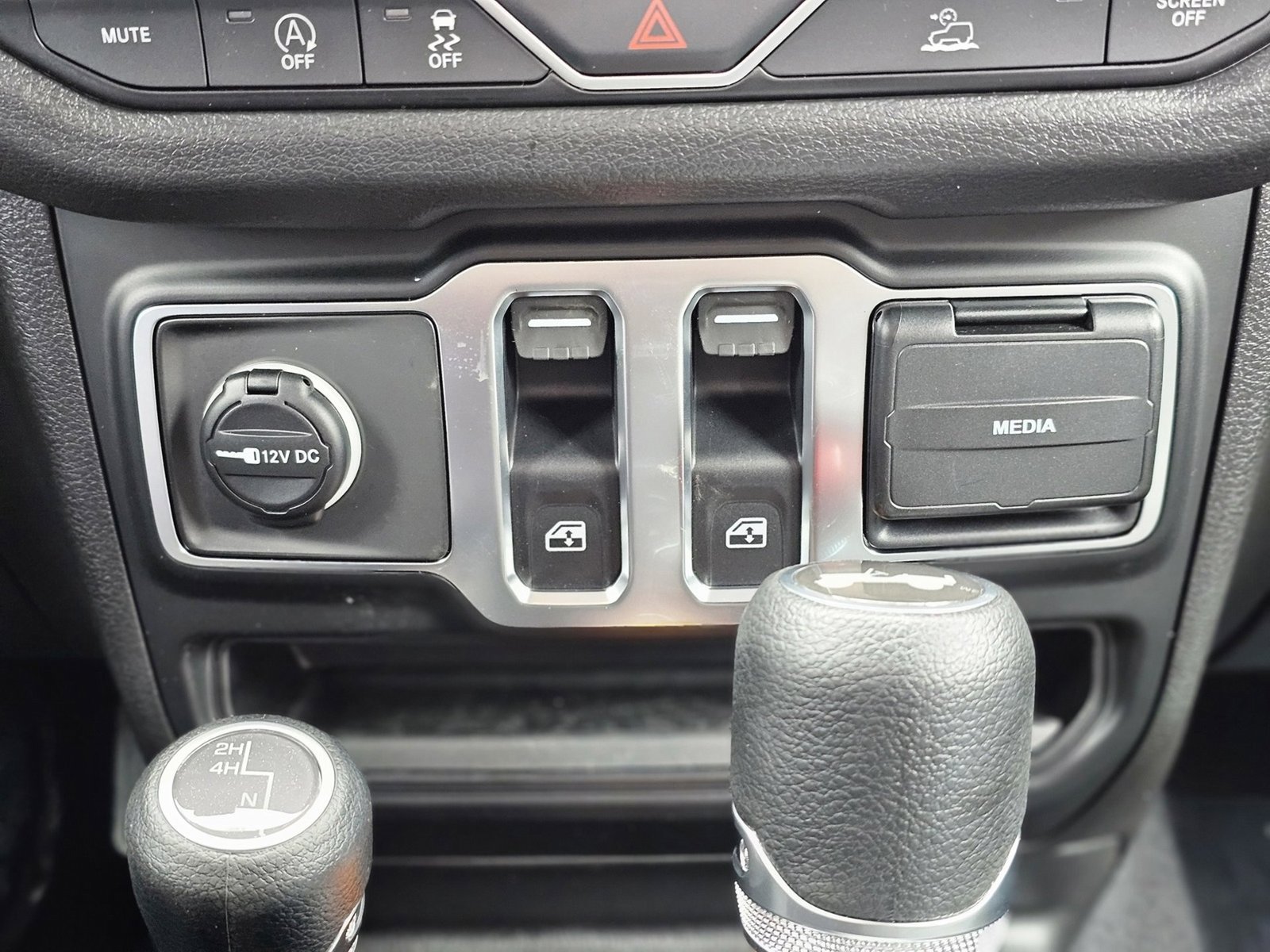 New 2026 Jeep Wrangler Sport AWD/4WD image 21