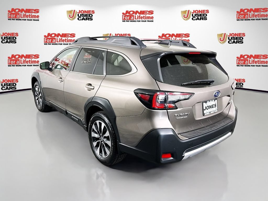 Used 2023 Subaru Outback Limited w/ Popular Package #2 AWD/4WD image 2