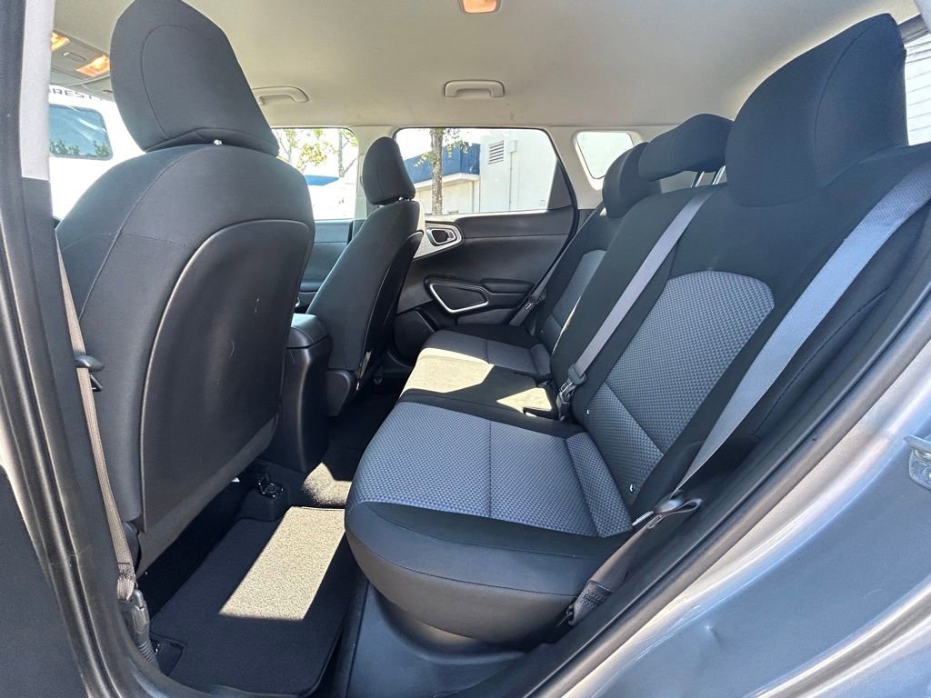 Used 2023 Kia Soul LX w/ Option Group 015 image 31