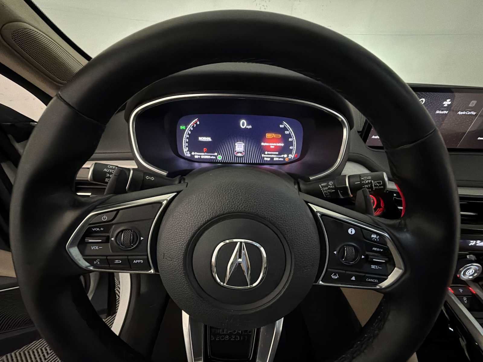Used 2023 Acura MDX SH-AWD w/ Technology Package image 13