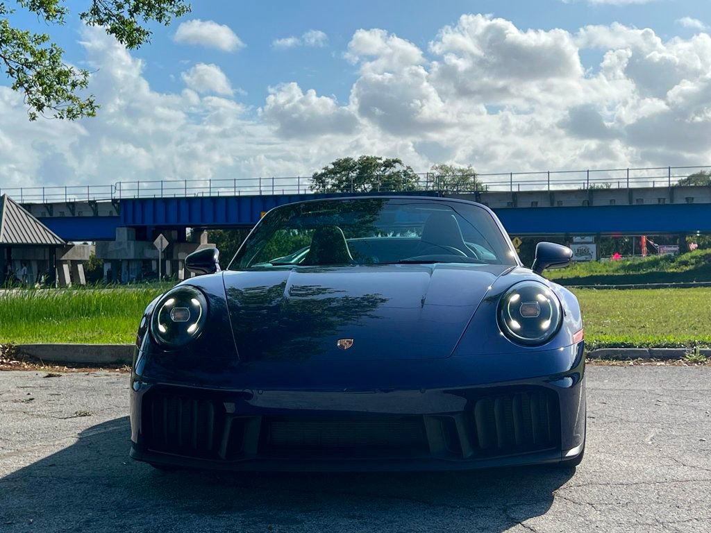 Used 2025 Porsche 911 Carrera GTS image 8