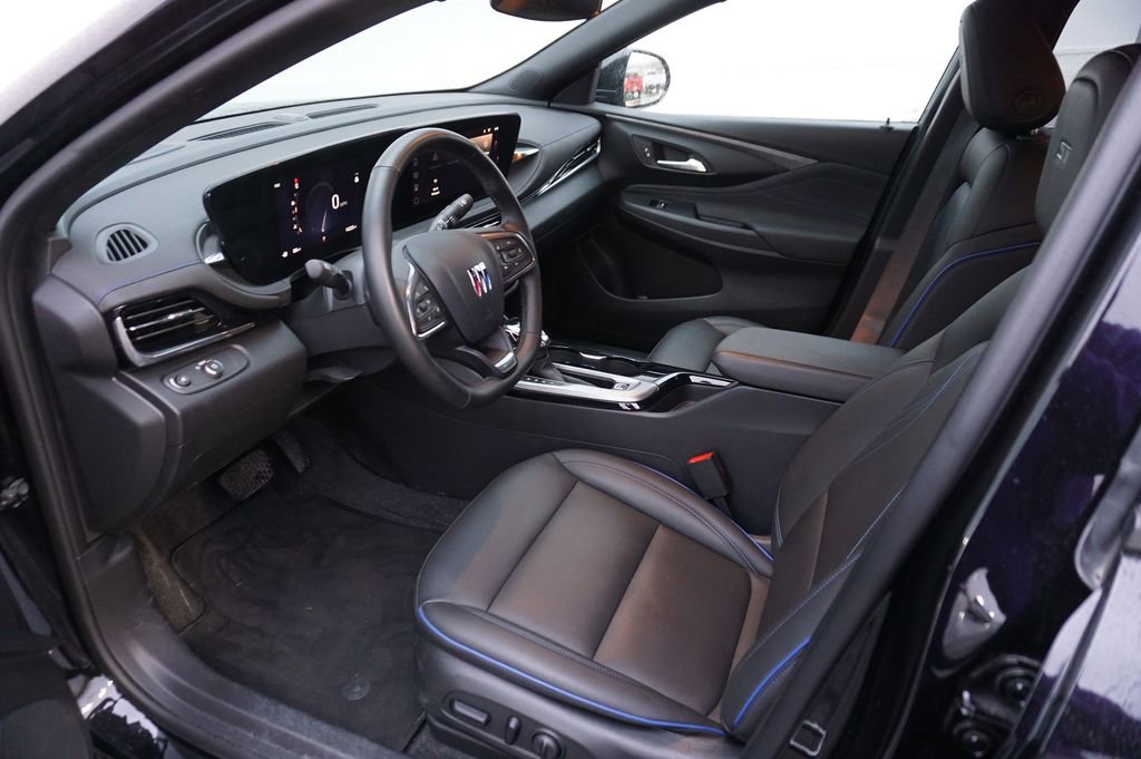 Used 2024 Buick Envista Sport Touring w/ Convenience I Package image 9