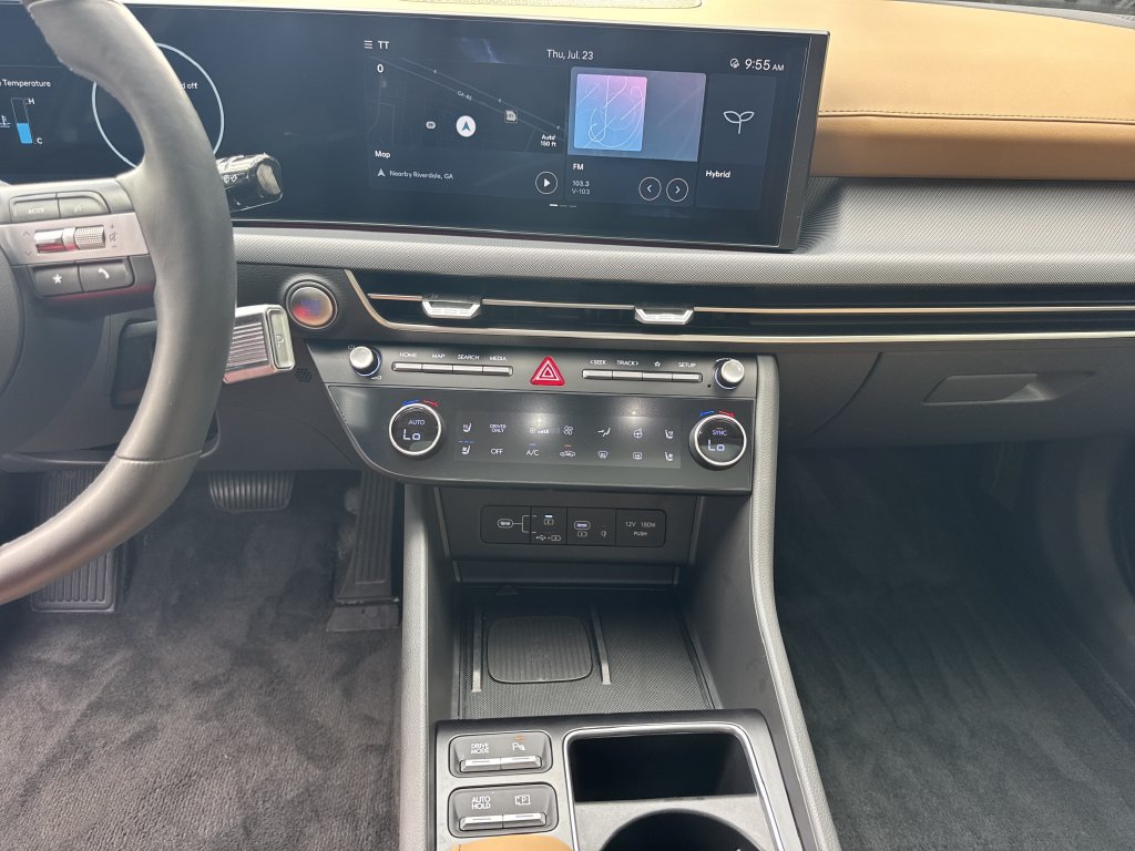 Used 2025 Hyundai Sonata Limited FWD image 27