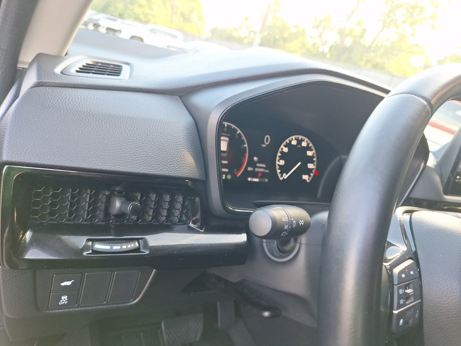 Used 2025 Honda CR-V EX-L image 17