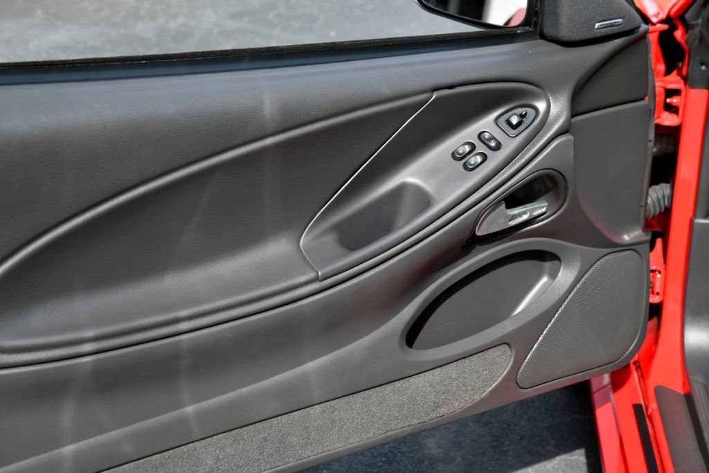 Used 2003 Ford Mustang Mach 1 RWD image 33