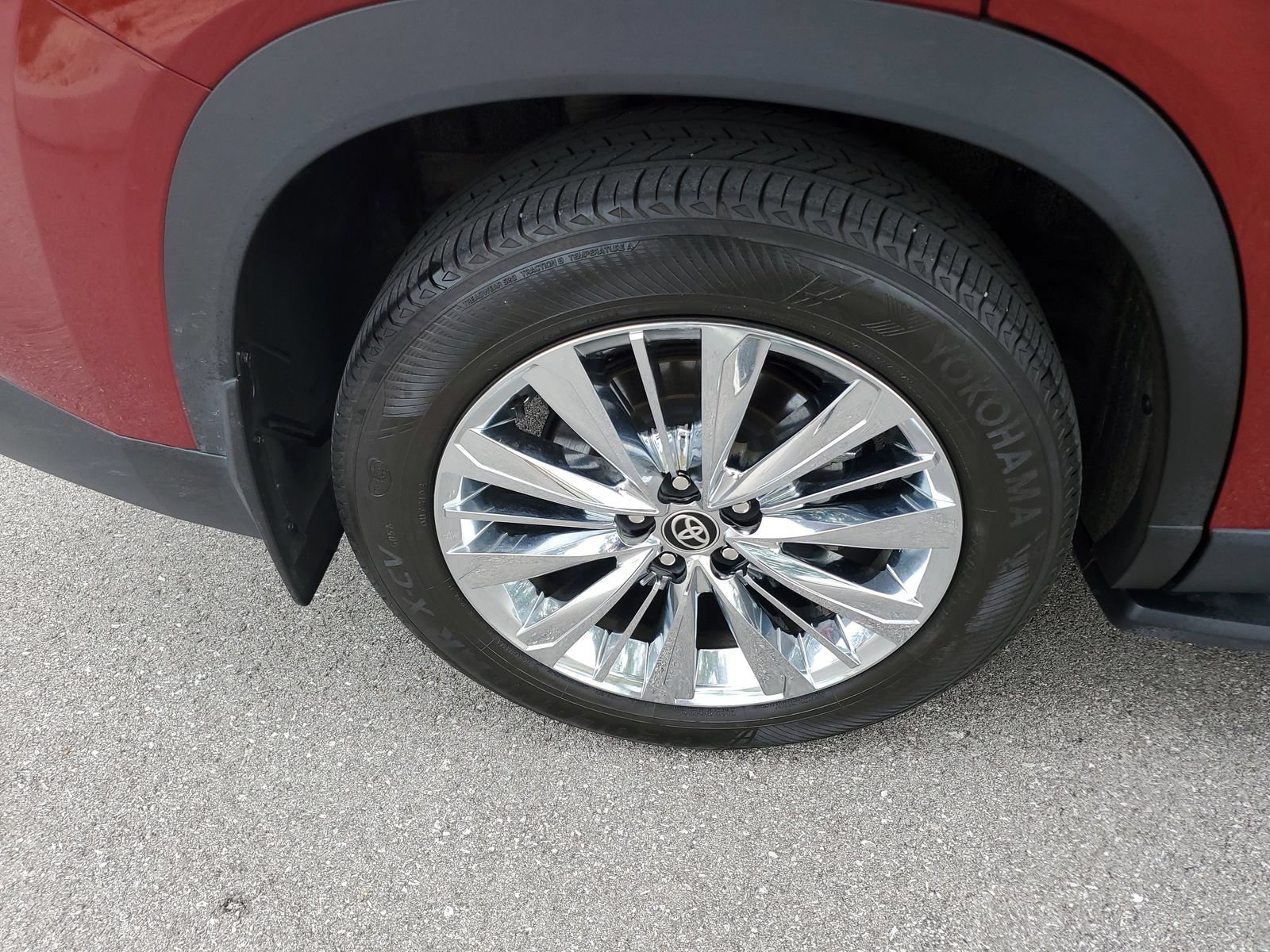 Certified 2024 Toyota Grand Highlander AWD image 5