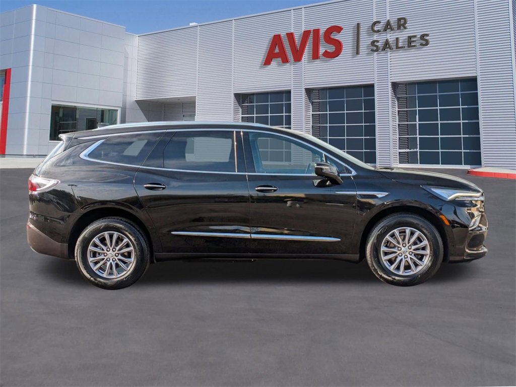 Used 2024 Buick Enclave Premium image 5
