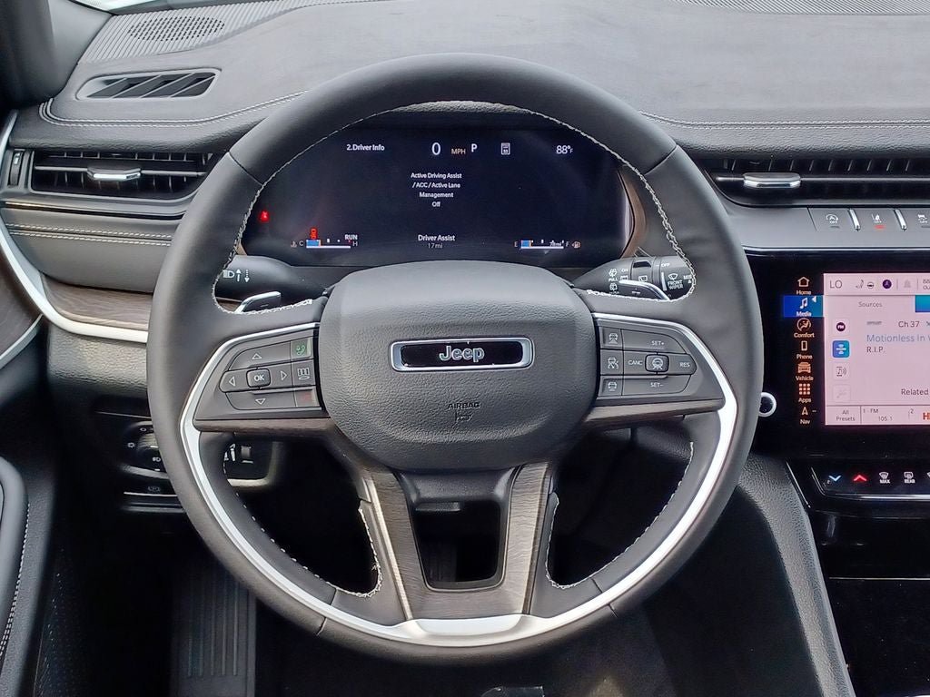 New 2026 Jeep Grand Cherokee L Limited AWD/4WD image 24