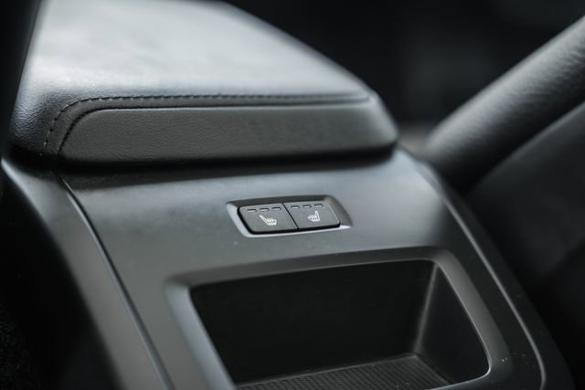 Used 2024 Volvo XC60 B5 Plus w/ Protection Package Premier AWD/4WD image 32