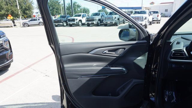 New 2026 Chevrolet Traverse LT image 19