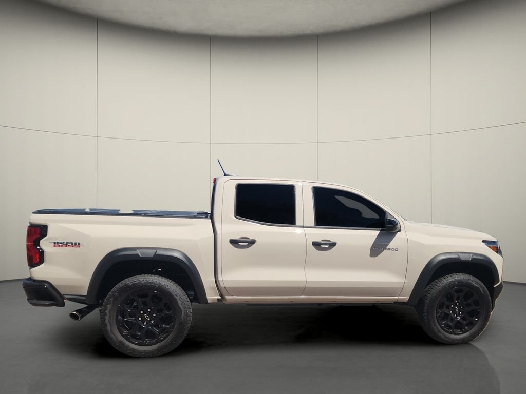 Used 2026 Chevrolet Colorado Trail Boss AWD/4WD image 8