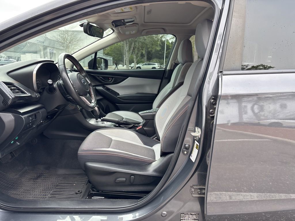 Used 2021 Subaru Crosstrek 2.0i Premium w/ Moonroof Package image 12