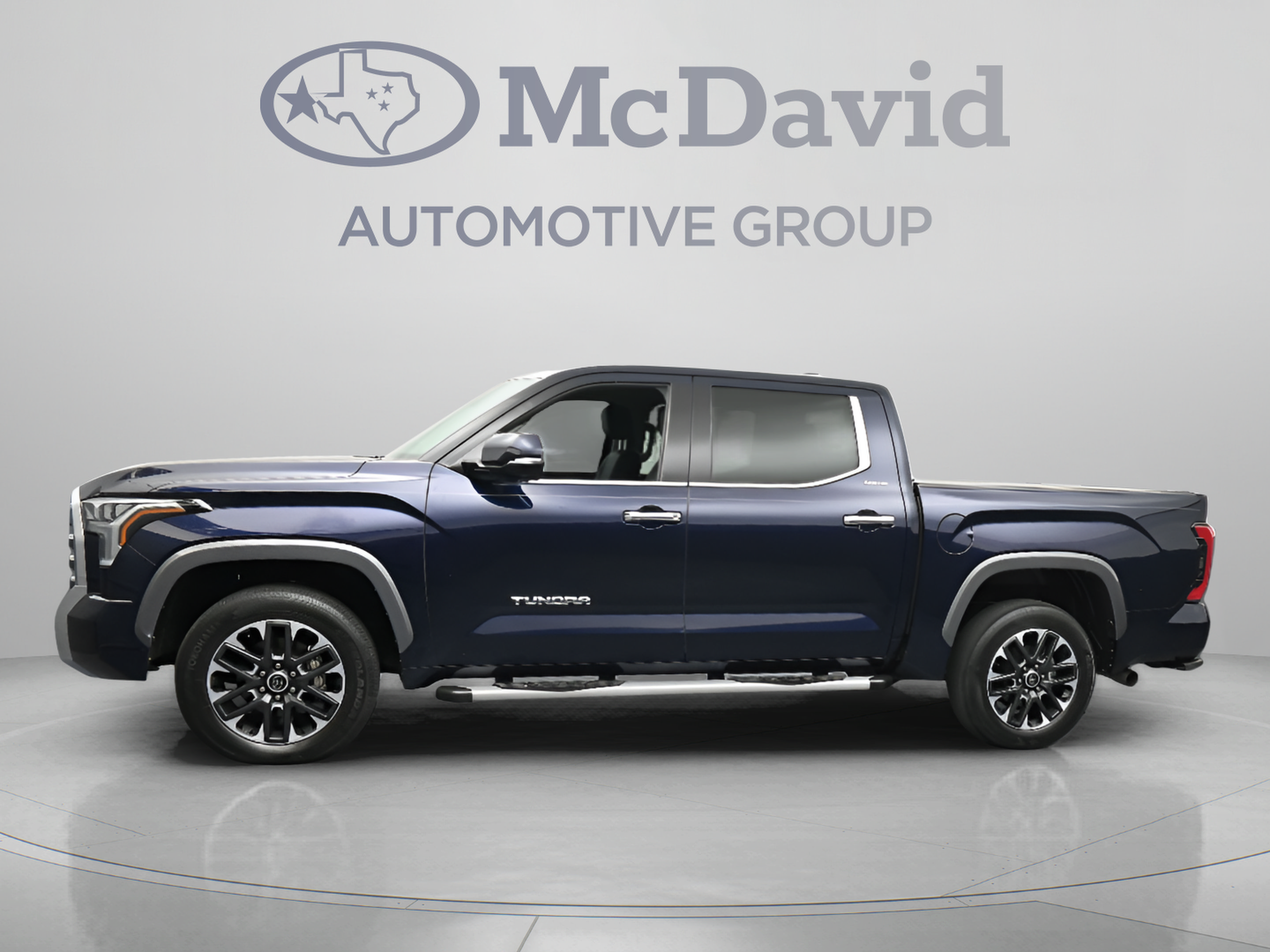Used 2023 Toyota Tundra Limited AWD/4WD image 5