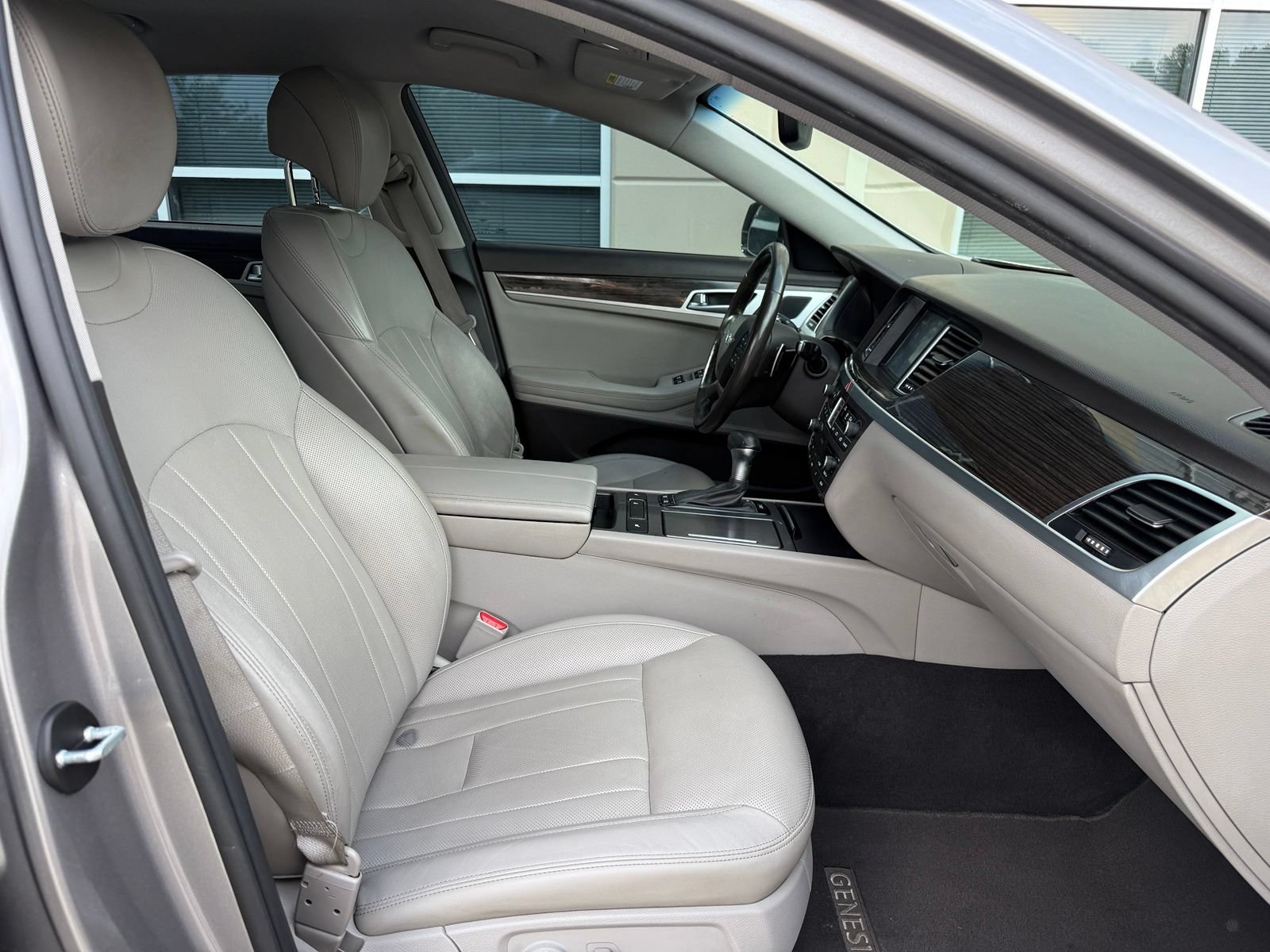 Used 2020 Genesis G80 3.8 AWD/4WD image 35