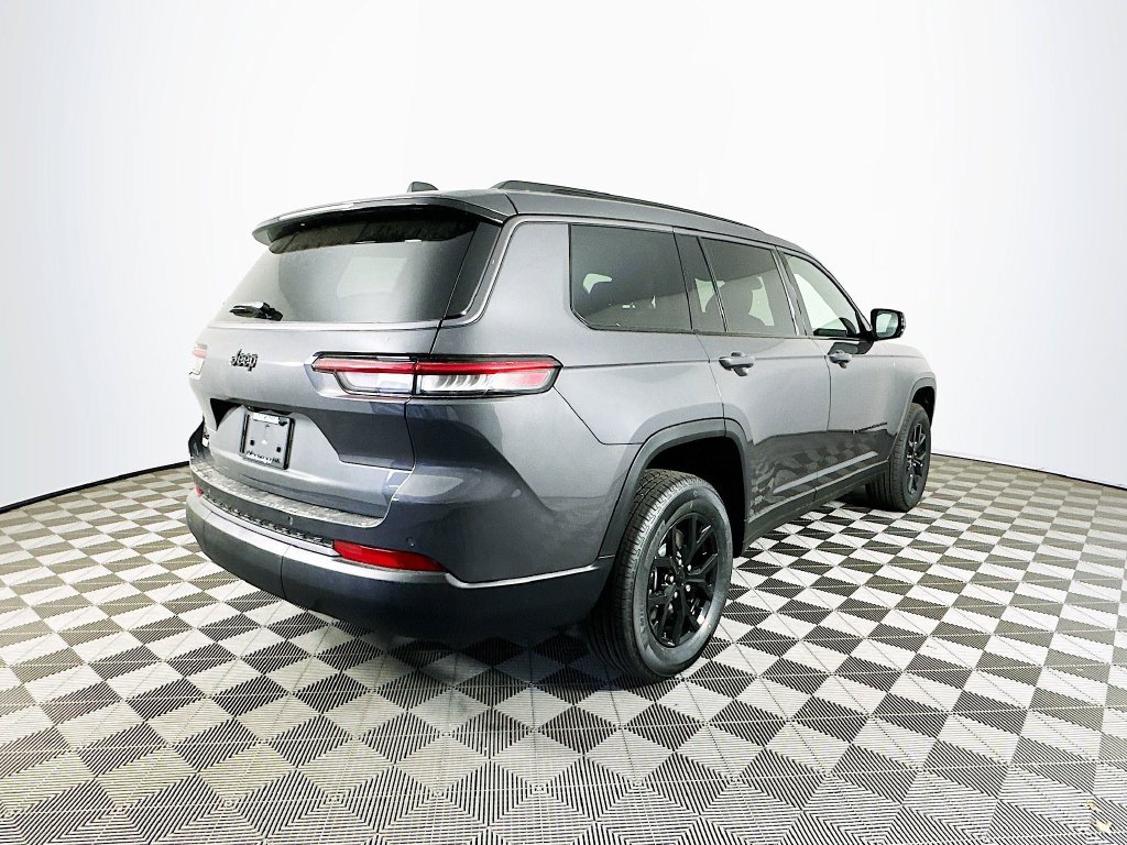 New 2026 Jeep Grand Cherokee L 4WD image 10