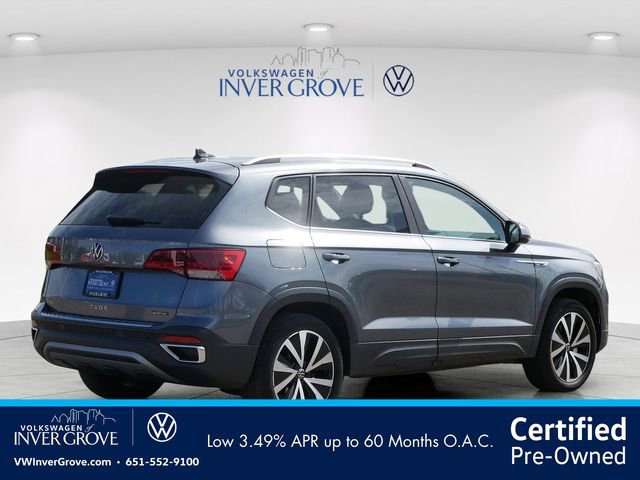 Used 2023 Volkswagen Taos SE w/ Panoramic Sunroof Package AWD/4WD image 7