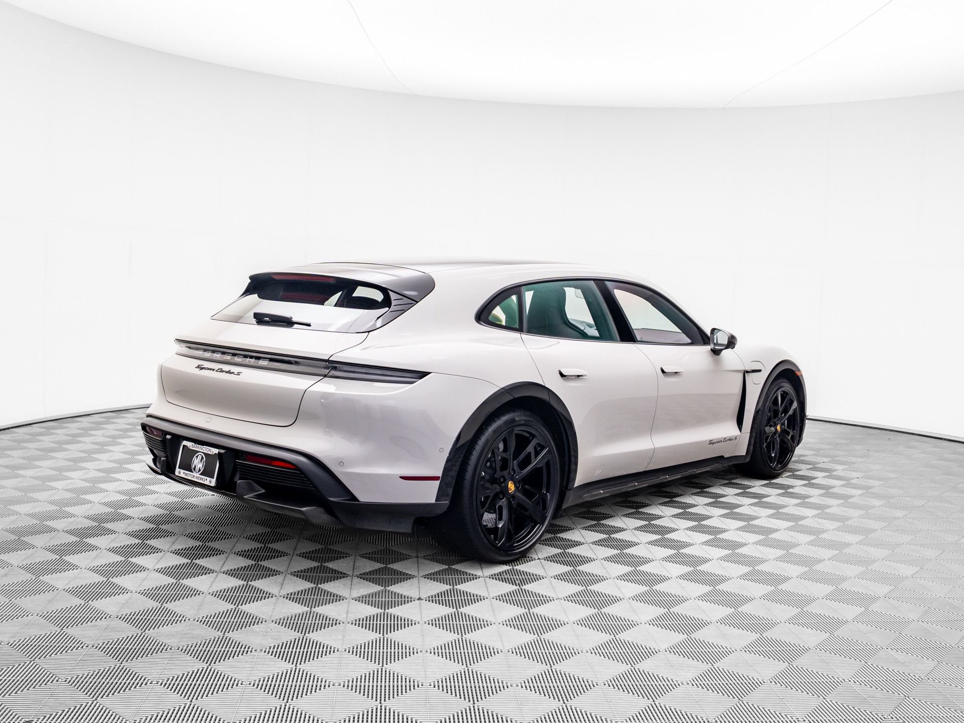 Certified 2022 Porsche Taycan Turbo S image 7