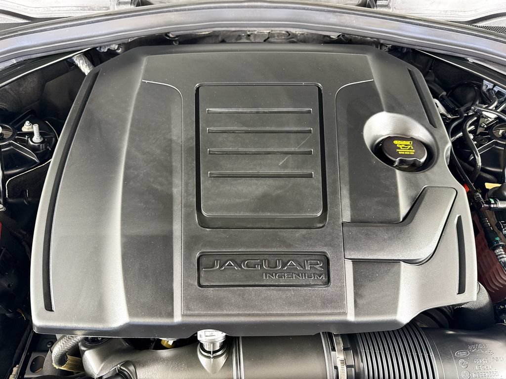 Certified 2022 Jaguar F-PACE S AWD/4WD image 27