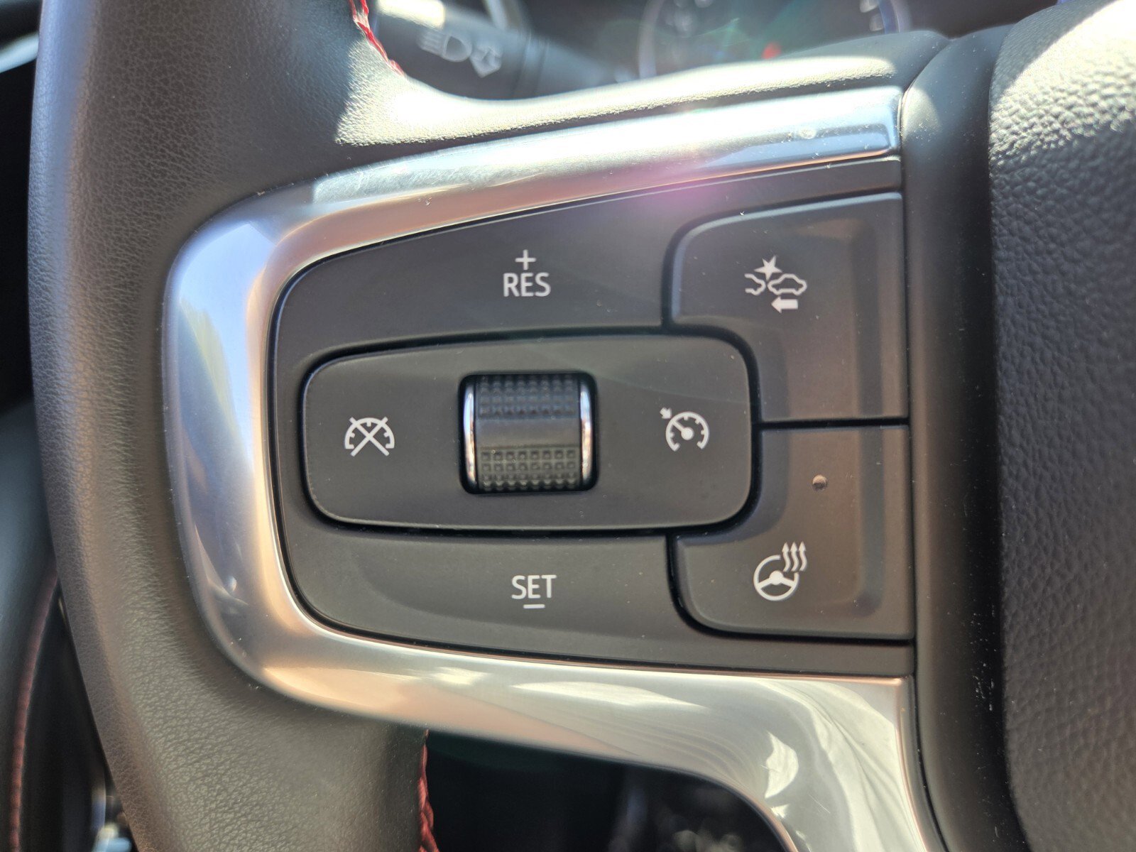 Used 2023 Chevrolet Blazer RS w/ Driver Confidence II Package FWD image 29