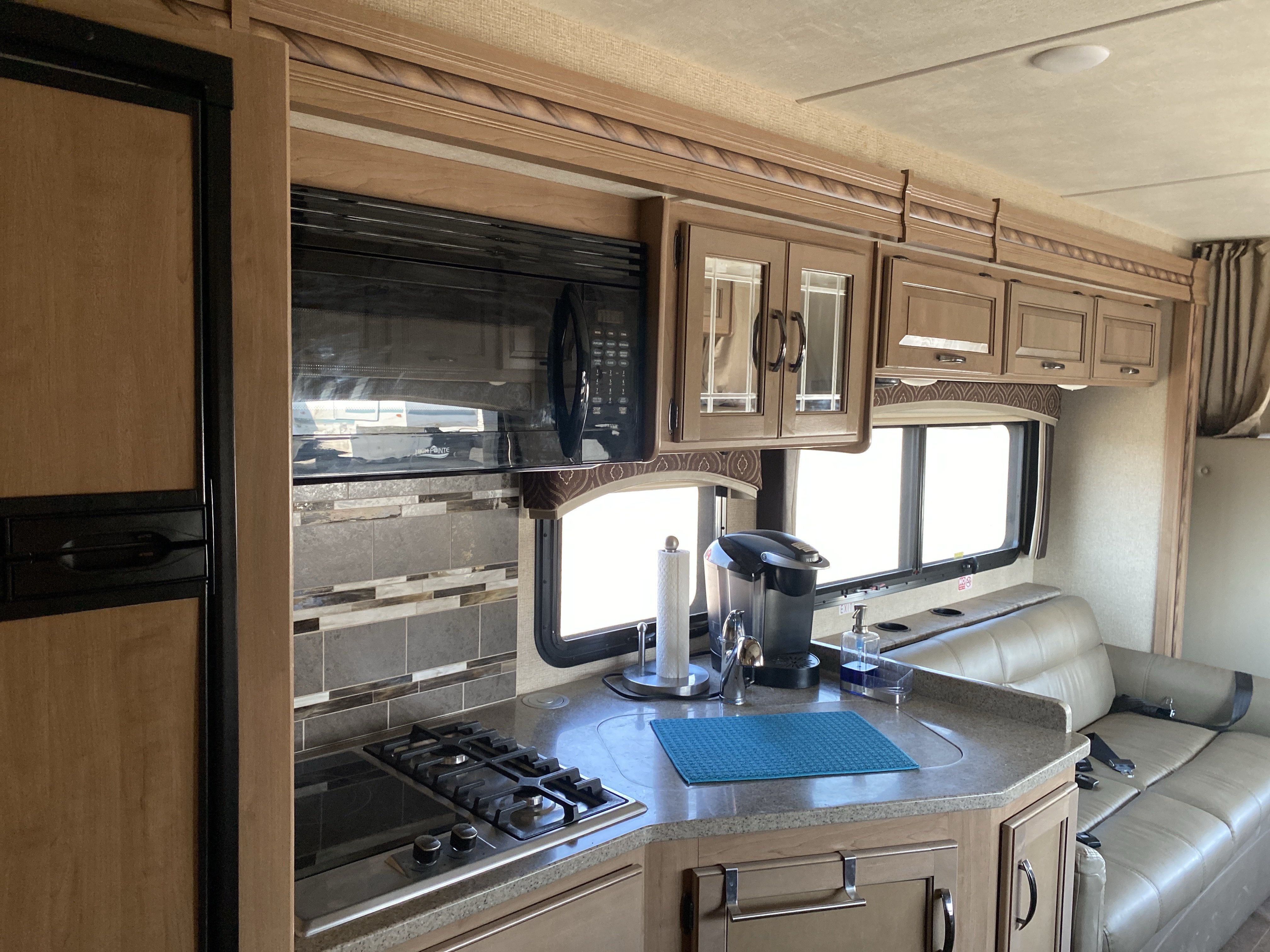 Used 2017 Ford E-450 and Econoline 450 Super Duty w/ Motorhome Prep Package RWD image 12
