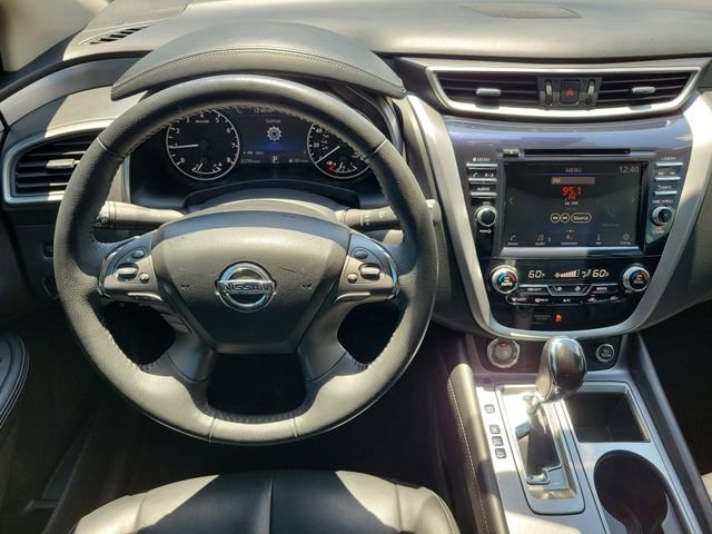 Certified 2022 Nissan Murano SV w/ SV Midnight Edition Package FWD image 15