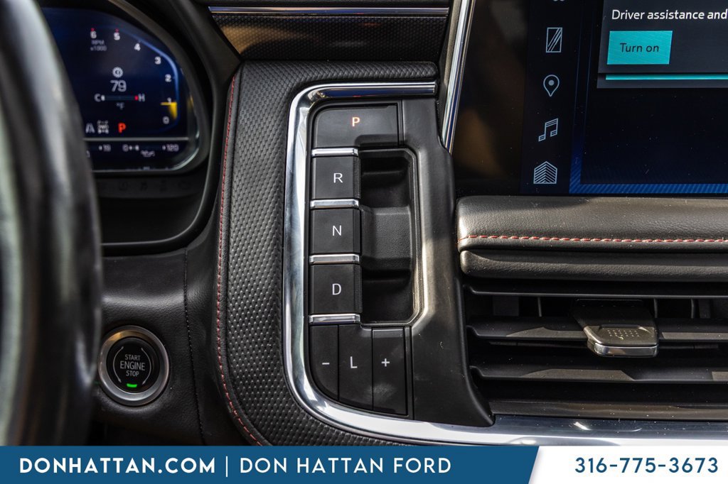 Used 2022 Chevrolet Tahoe RST w/ Luxury Package AWD/4WD image 9