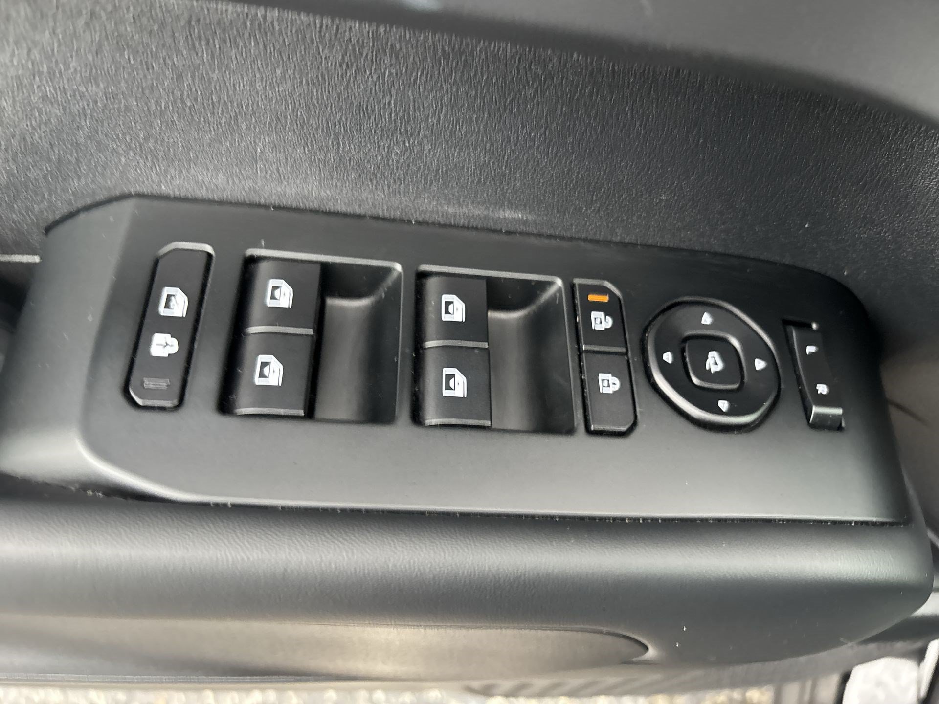 Used 2027 Kia Telluride EX w/ Towing Package FWD image 15