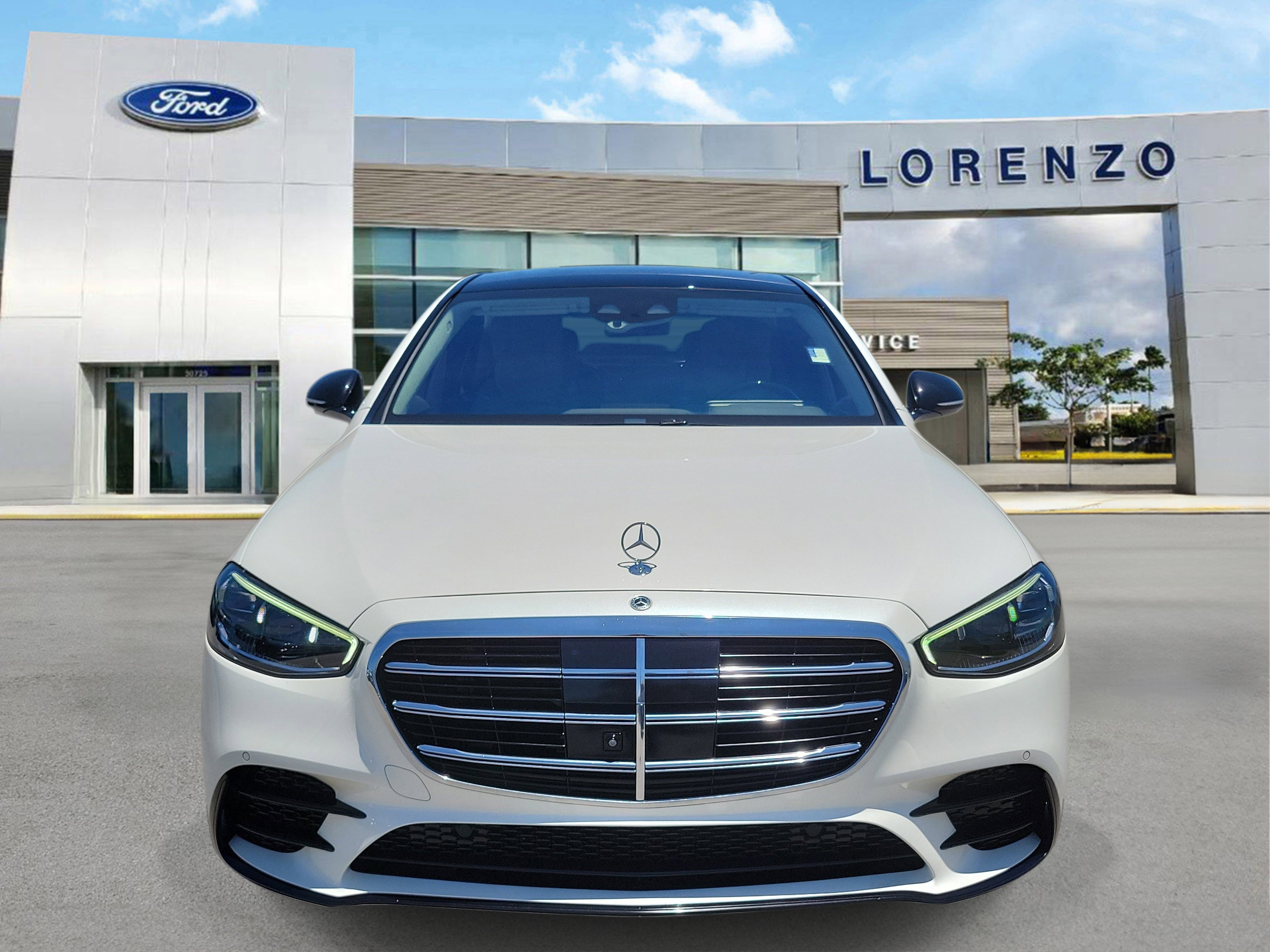 Used 2022 Mercedes-Benz S 580 4MATIC Sedan image 2
