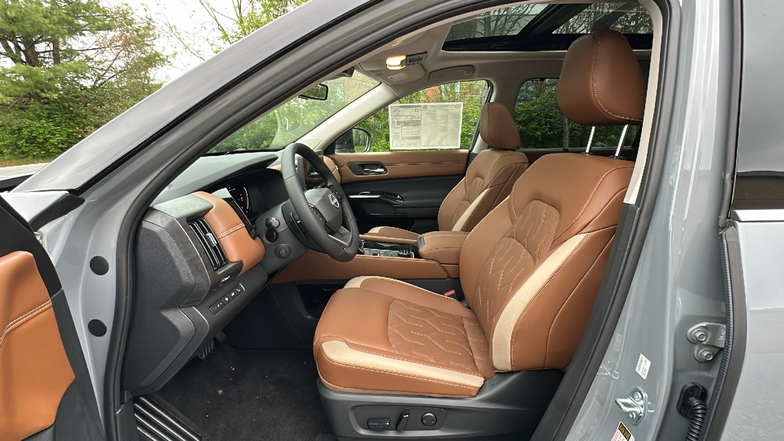New 2026 Nissan Pathfinder Platinum AWD/4WD image 7