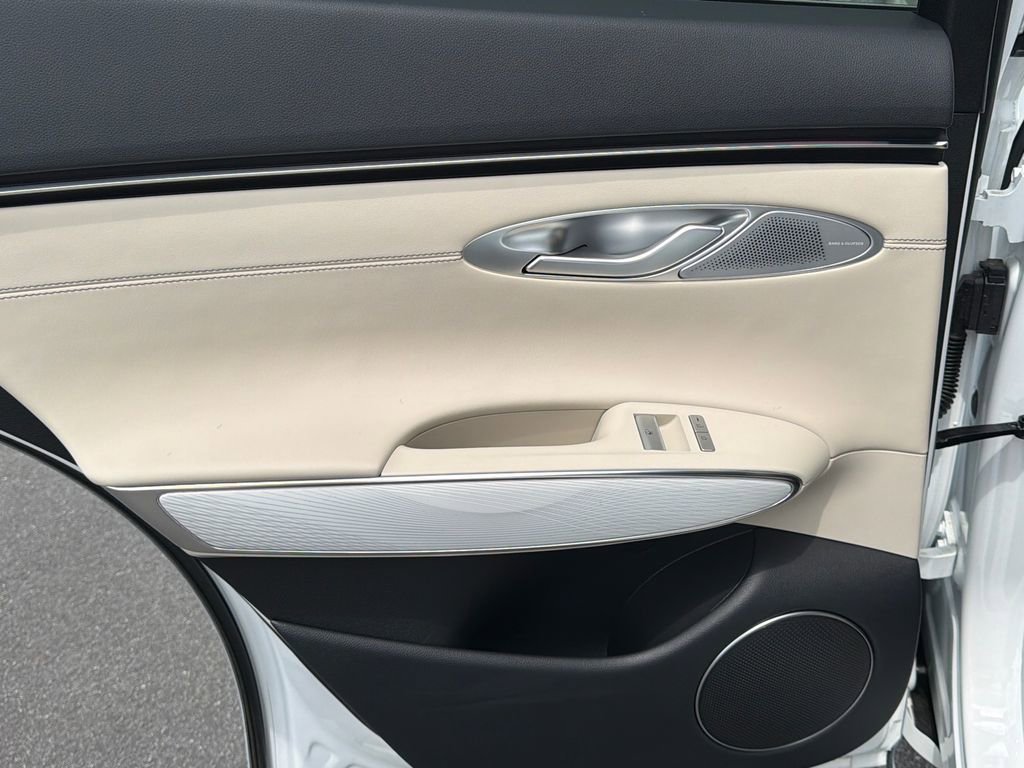 New 2026 Genesis GV70 2.5T Advanced AWD/4WD image 22