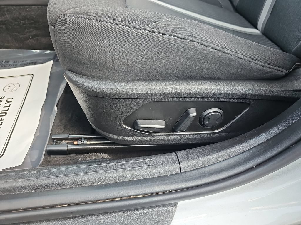 Used 2025 Hyundai Sonata SEL FWD image 27