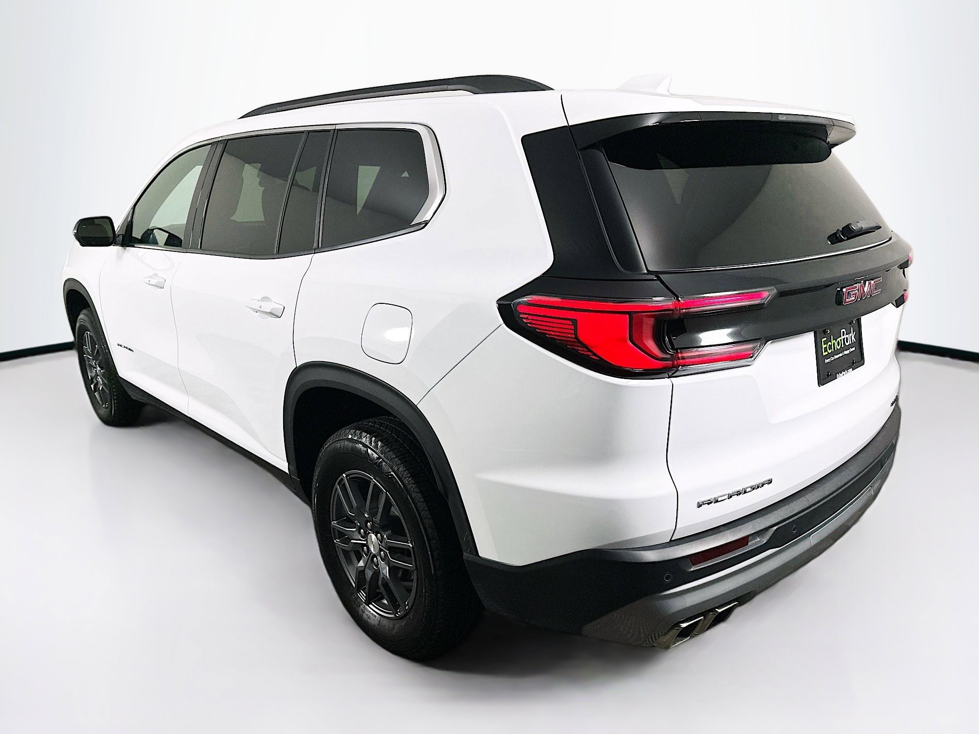 Used 2025 GMC Acadia Elevation image 5