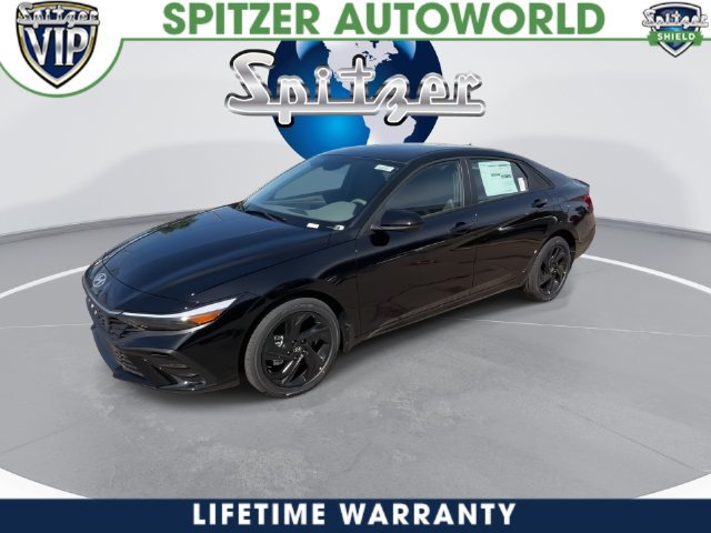 New 2026 Hyundai Elantra Sport FWD image 7