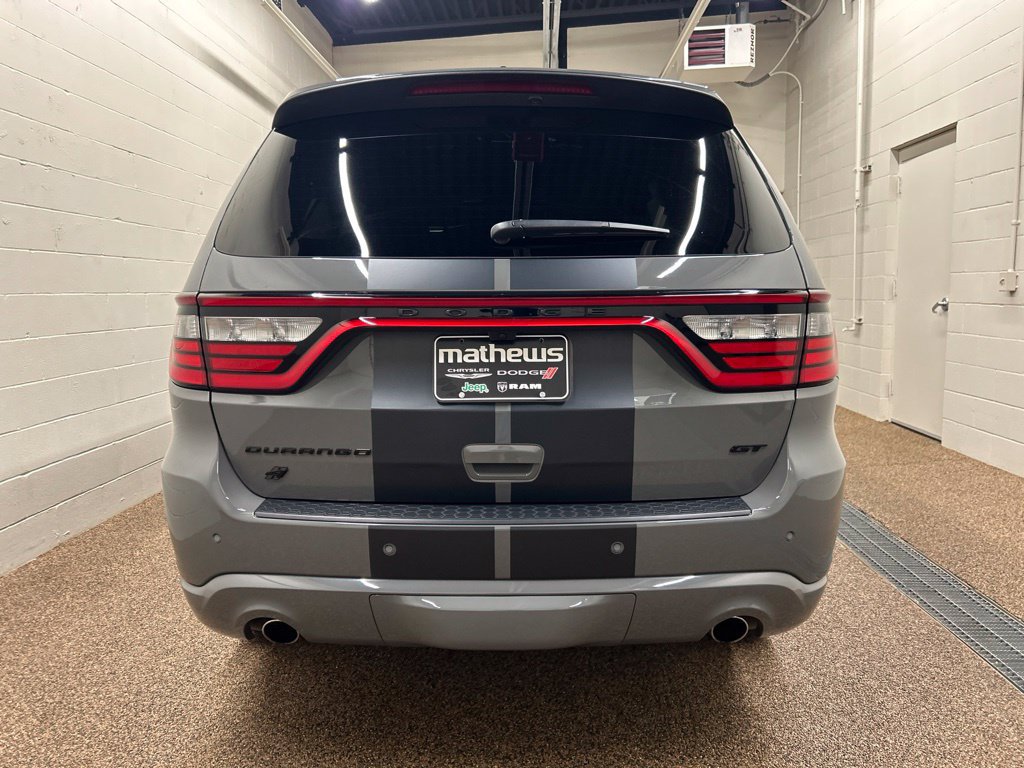 Used 2025 Dodge Durango GT AWD/4WD image 3