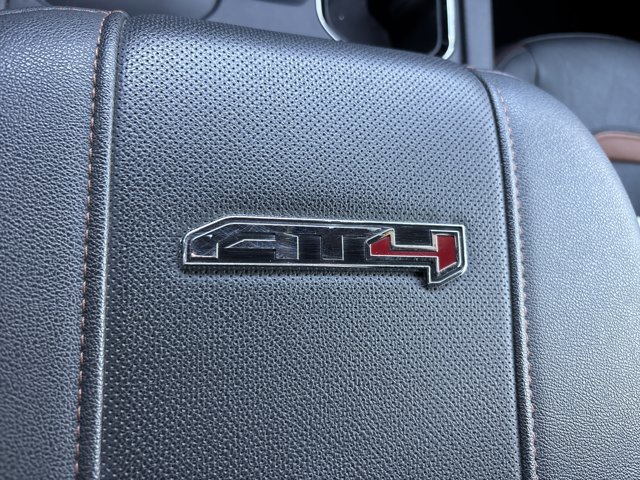 Used 2024 GMC Sierra 2500 AT4 w/ AT4 Premium Plus Package AWD/4WD image 47